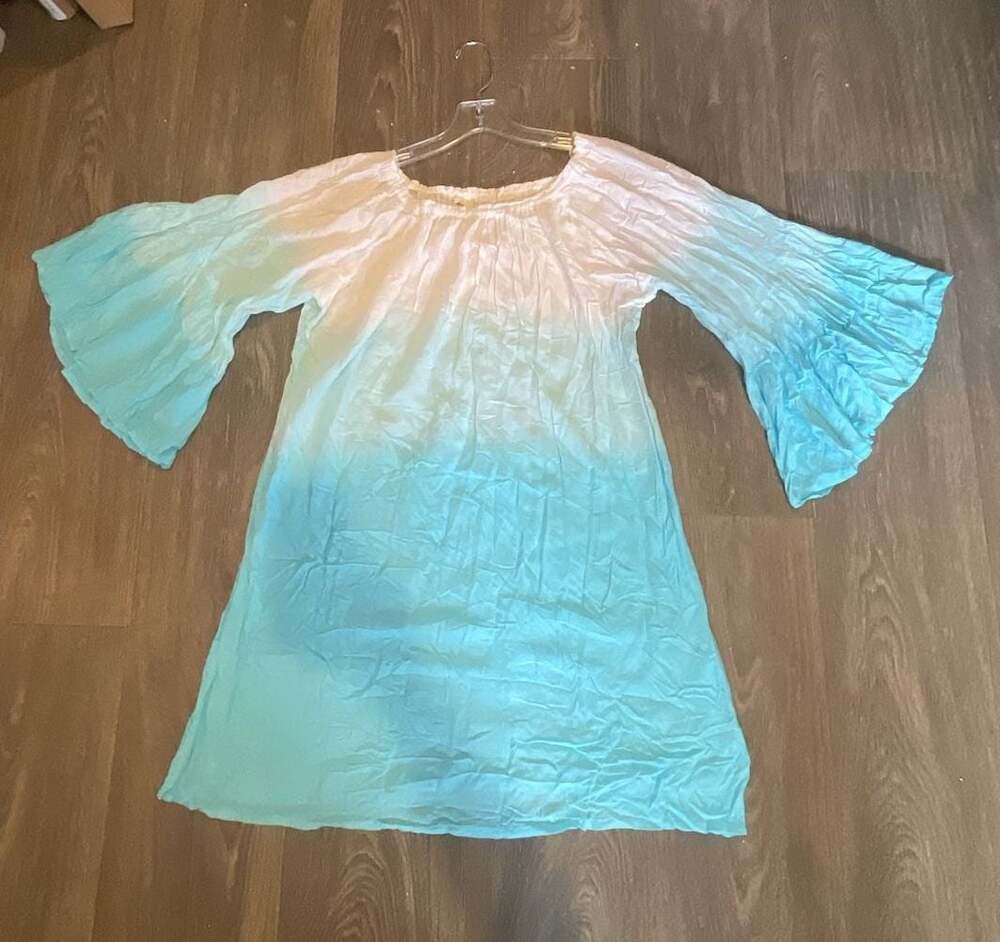 Ace Fashion Off-Shoulder Ombre Flared Sleeve Tunic Top